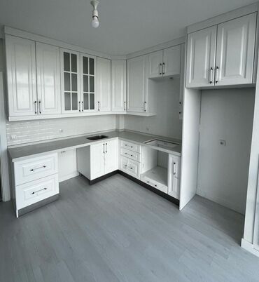 Sifarişlə mətbəx mebeli: Sifarişlə mətbəx dəsti, Özü çəkən petlələr, MDF, Kredit yoxdur — 24