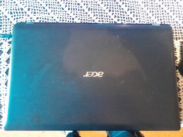 Laptop i Netbook računari: Acer