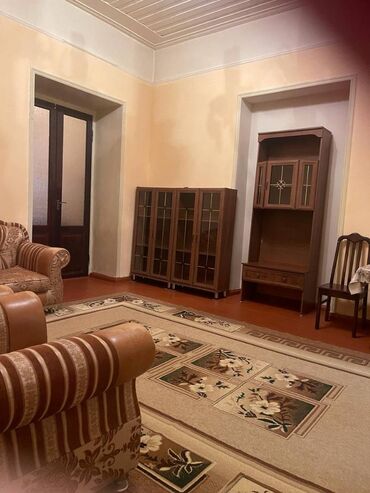 Köhnə tikili: Bakı, Bakıxanov qəs., 4 otaqlı, Köhnə tikili, 70 kv. m — 4