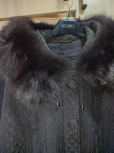 Женская одежда: Продаю пальто женское, почти новое, одевали два раза, размер 66 — 3