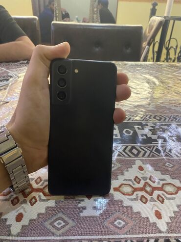 рабочий флай телефон: Samsung Galaxy S21 FE, 128 ГБ, цвет - Черный at lalafo.az рабочий флай телефон: Samsung Galaxy S21 FE, 128 ГБ, цвет - Черный