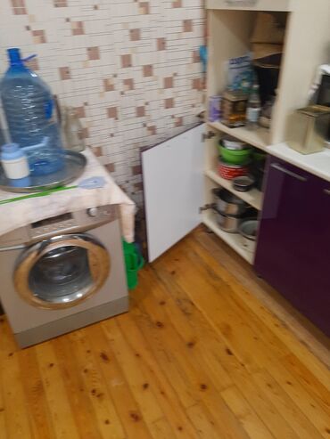 Həyət evləri və villaların satışı: 250kv 2 mertebe yuxarda 4 otaq asagida 4 otaq evin uzunluğu -da lalafo.az — 28 Həyət evləri və villaların satışı: 250kv 2 mertebe yuxarda 4 otaq asagida 4 otaq evin uzunluğu — 28