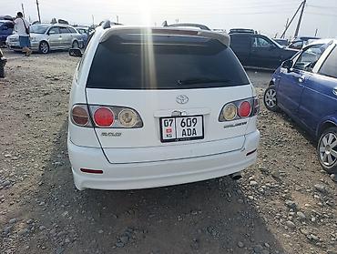 Toyota Caldina: 2000 г., 2 л, Автомат, Бензин, Универсал — 4