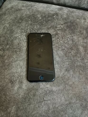 IPhone 7, 128 ГБ, Черный