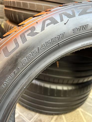 245 70 19 5: Шины 225 / 45 / R 17, Лето, Б/у, Пара, Германия, Bridgestone — 5