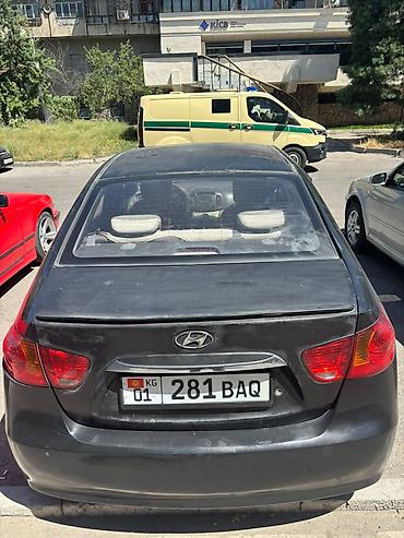 getz 2: Hyundai Elantra: 2010 г., 1.6 л, Автомат, Бензин, Седан — 3