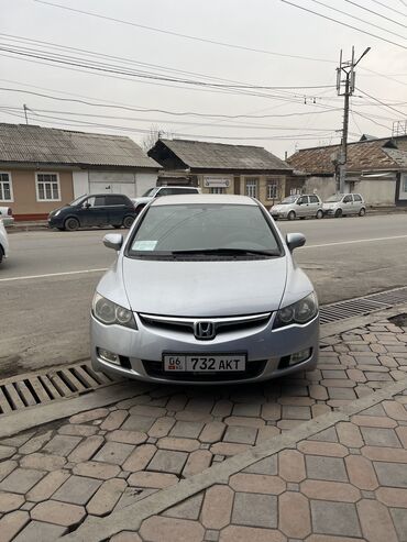 7 мёрка: Honda Civic: 2007 г., 1.7 л, Бензин