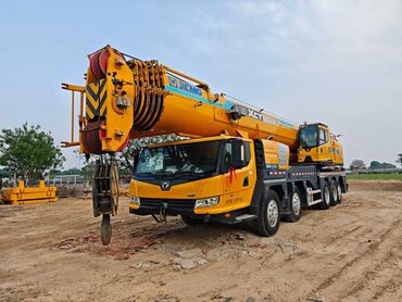 уто 25: Автокран, XCMG, 2018 г., от 30 м