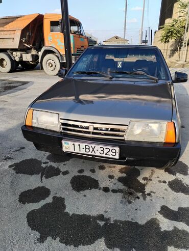 masin ucun telefon aksesuarlari: VAZ (LADA) 21099: 1.5 l | 2000 il 254139 km Sedan