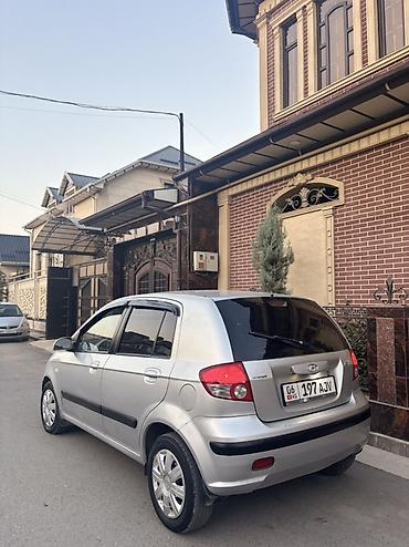 Унаа сатуу: Hyundai Getz: 2004 г., 1.4 л, Кол менен иштөөчү, Бензин, Хетчбек — 2