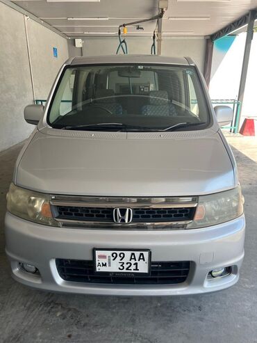 шины на степвагон: Honda Stepwgn: 2003 г., 2.4 л, Автомат, Бензин, Вэн/Минивэн