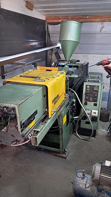 flinke motorna testera: Arburg 221 + 6 alata Masina u odlicnom stanju,sve radi perfektno — 2