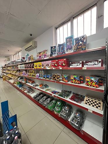 бутики сдаю: Магазин, Отдельностоящий магазин, 130 м² Действующий, С оборудованием, С ремонтом, Water сommunications, Electricity сommunications, Отдельный вход, 1 линия, Комната для персонала — 10