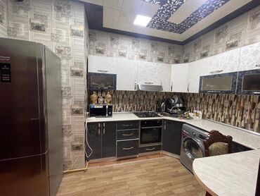 Uzunmüddətli kirayə mənzillər: Nizami Rayonu Qara Qarayev Metrosu 2 otaq. Mərtəbə - 20/15 Otaq sayı — 7