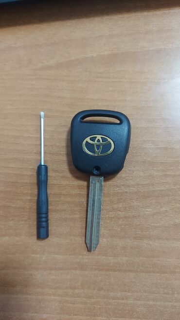 ключи на машину: Ключ Toyota Новый, Аналог