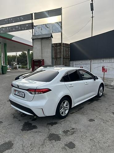 с 180: Toyota Corolla: 2020 г., 1.8 л, Автомат, Гибрид, Седан — 7