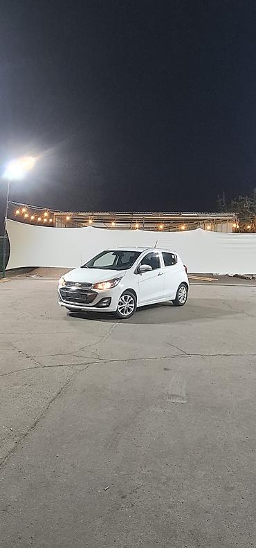honda inside: Chevrolet Spark: 2021 г., 1 л, Автомат, Бензин, Хэтчбэк — 1