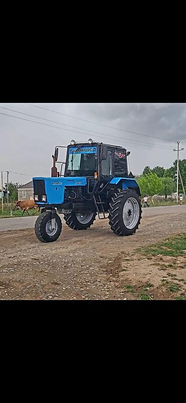 oz masininla is: Belarus MTZ traktoru - Model: Belarus (MTZ seriyası) kabinəli - Rəng — 2