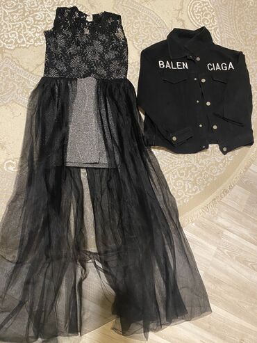 детские спортивные костюмы adidas: Təxminən 11-12 yaş,ikisi birlikdə 17 azn,əyində çoox gözəl durur