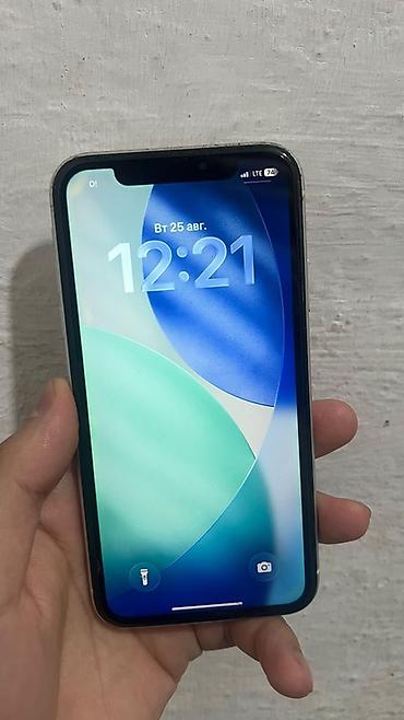 Техника и электроника: IPhone 11, Б/у, 64 ГБ, Белый, Чехол, 100 % — 2