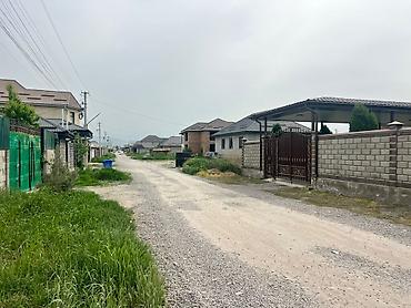 Продажа коттеджей и домов: 🏡 Продаётся большой дом с потенциалом в ж/м Биримдик-Кут! 📐 Площадь — 6