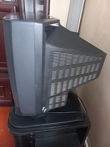 televizor kransteyn: Televizor işləyir JVC kineskop televizoru – model AV-21FMG3B Diaqonal — 3