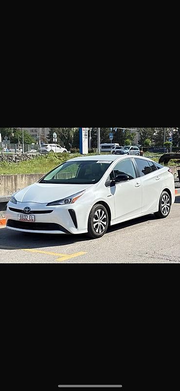 ninja h2: Toyota Prius: 2022 г., 1.8 л, Вариатор, Гибрид, Хэтчбэк — 1
