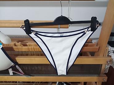 Kupaći kostimi: Nov, elegantan, dvodelni kupaći kostim NEW YORKER, beli sa teget — 7