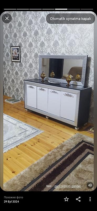 Qonaq otağı üçün vitrinli mebel dəsti - Tərkib: 1 ədəd geniş konsol +