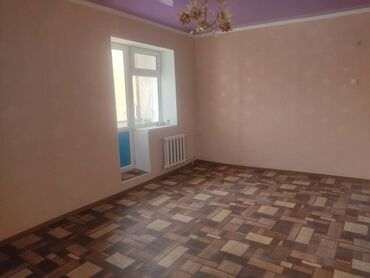 продается квартира в балыкчы в Кыргызстан | Посуточная аренда квартир: 1 комната, 38 м², 106 серия улучшенная, 5 этаж, Свежий ремонт, Центральное отопление