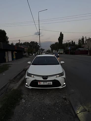 corolla 2018: Toyota Corolla: 2019 г., 1.8 л, Автомат, Гибрид, Седан — 1