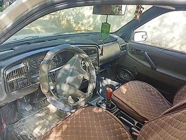 мухобойка на спринтер: Volkswagen Passat Variant: 1991 г., Универсал — 6