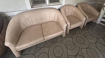 divan ofis: Bej rəngli oturma dəsti – 2 divan (3 məfər və 2 nəfər) + 2 kreslo - — 2
