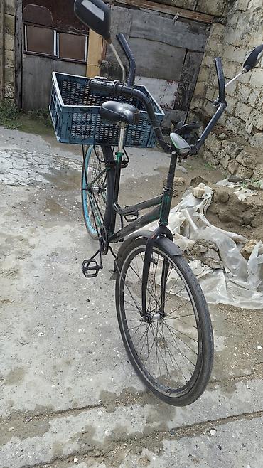 velosiped motoru: Yükdaşıma üçün praktik şəhər velosipedi - Ön tərəfdə iri plastik — 1