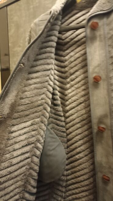 Paltolar: Qadın üçün qışlıq palto-dublyonka. İstanbuldan 600& alınıb. iki — 5