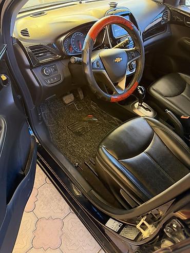 Chevrolet: Chevrolet Spark: 2016 г., Автомат, Бензин, Хэтчбэк — 12