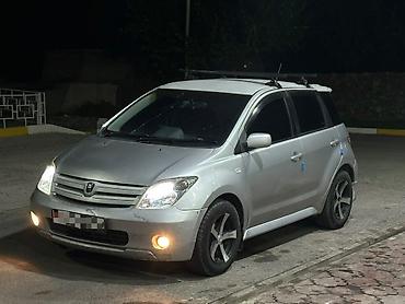 Toyota Ist: 2004 г., 1.5 л, Автомат, Бензин, Хэтчбэк