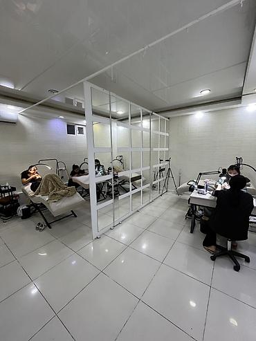 оборудование салон красоты: Сдаётся помещение пустое!!!! Отлично подойдёт для салона 40кв — 1