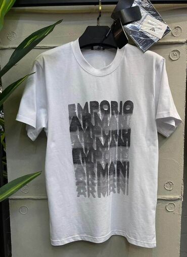 Majice kratkih rukava: S M,L,XL, XXL 2400 — 12