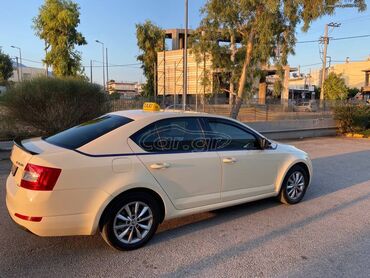 Skoda Ocatvia: 1.4 l. | 2014 έ. | 368102 km. Λιμουζίνα