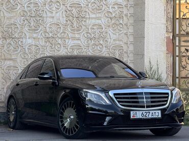Mercedes-Benz: Mercedes-Benz S 500 4MATIC (W222), черный седан представительского