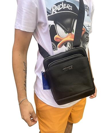 versace crveni: Muška torbica za preko ramena/struka (crossbody/waist bag)
3300
Din — 10