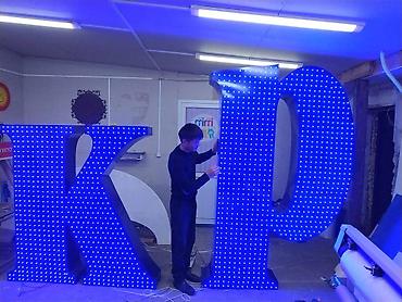 Изготовление рекламных конструкций: | Вывески, LED экраны, Баннеры, | Монтаж, Разработка дизайна, Снятие размеров — 19