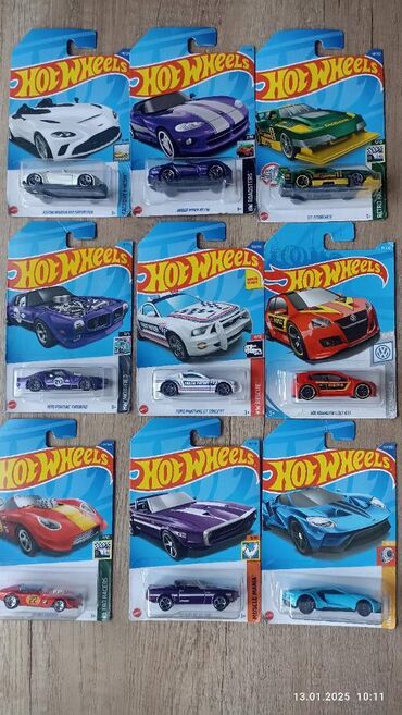 Модели автомобилей: Модели автомобилей,мотоциклы HotWheels оригинал,новые запечатанные