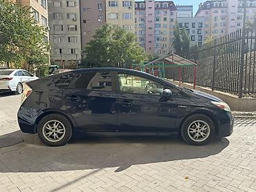 tayota progres: Toyota Prius: 2013 г., 1.8 л, Гибрид, Хэтчбэк — 3