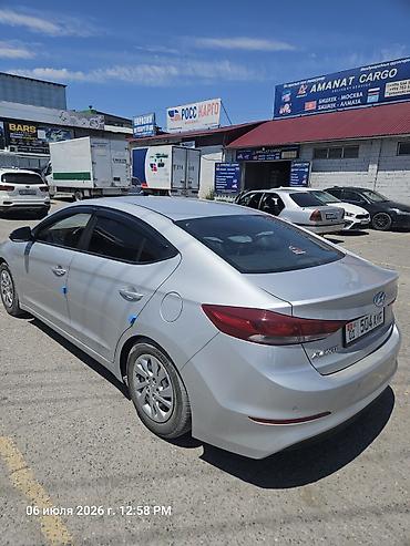 honday gets: Hyundai Avante: 2018 г., 1.6 л, Автомат, Газ, Седан — 2