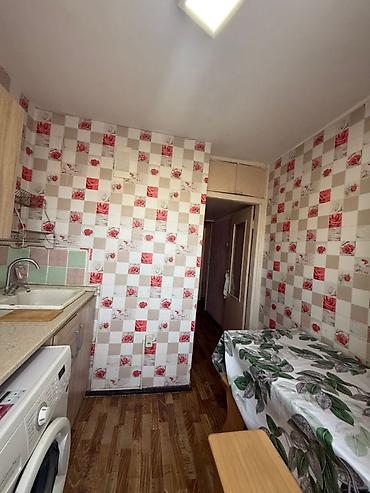 86: 3 комнаты, 58 м², 4 мкр 104 серия, 4 этаж — 10