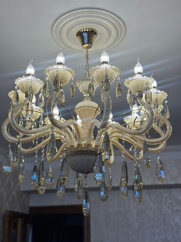 demir uqolnik qiymeti: Çılçıraq, 10 və daha çox lampa