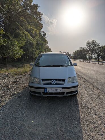 капият машина: Volkswagen Sharan: 2002 г., 1.8 л, Типтроник, Бензин, Вэн/Минивэн