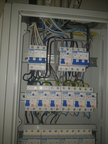 Электрики: Электромонтажные работы под ключ Профессиональный монтаж и сборка — 12